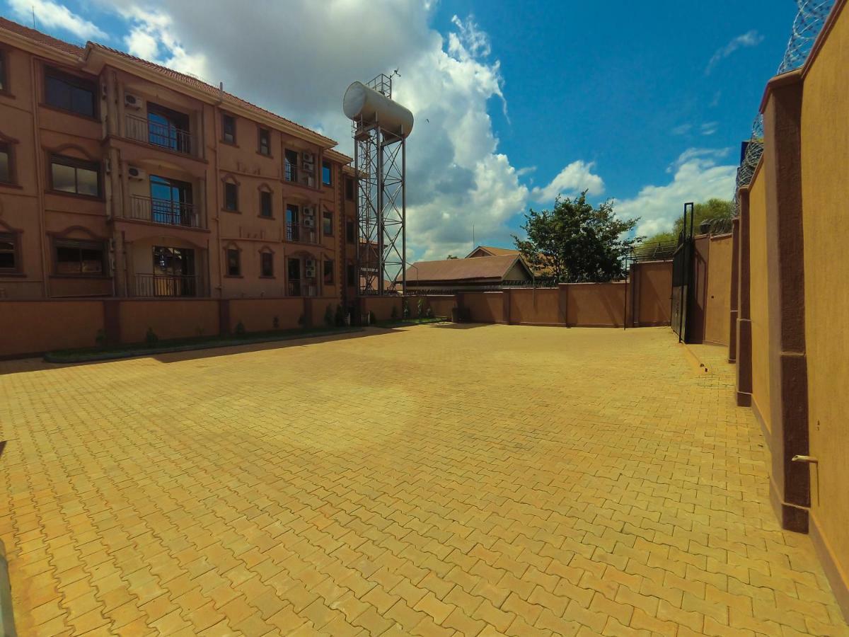 Jarin Hotel Kampala Exterior foto